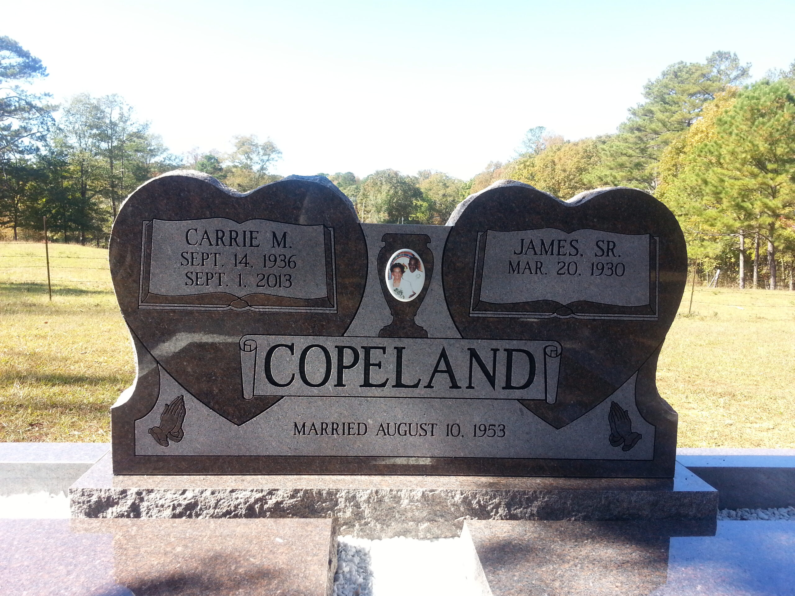 upright heart shaped double monument