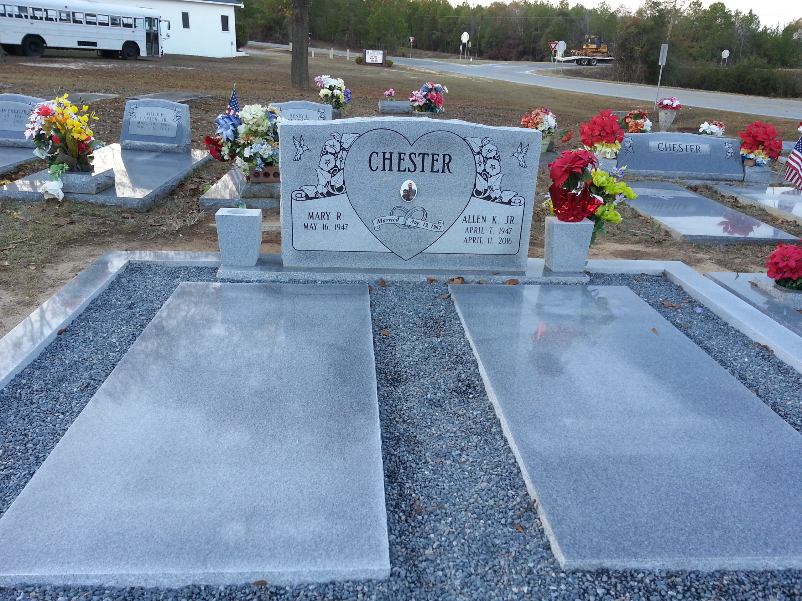 companion gravestone with vases