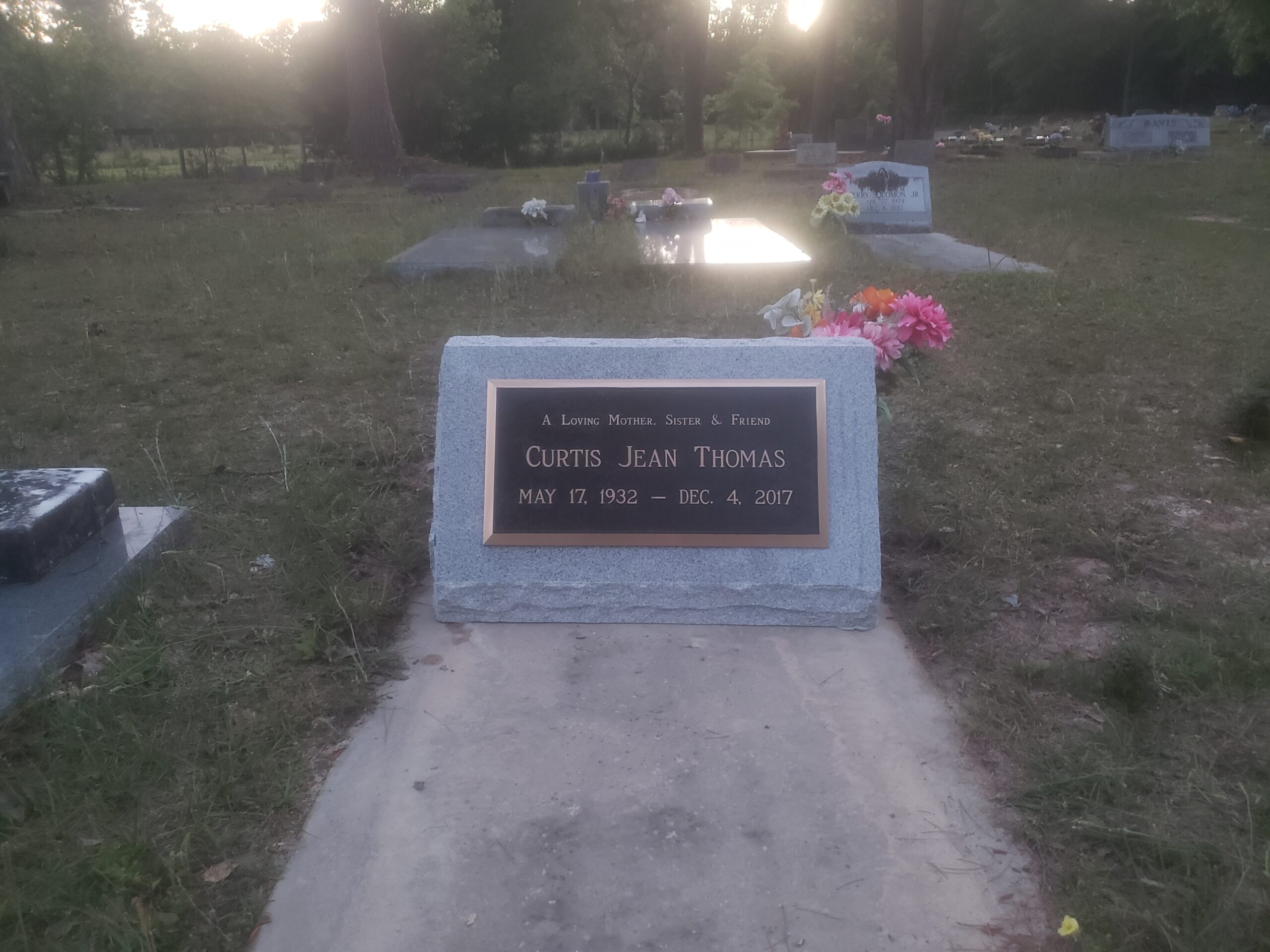 20230501_203239 upright monument with bronze plaque